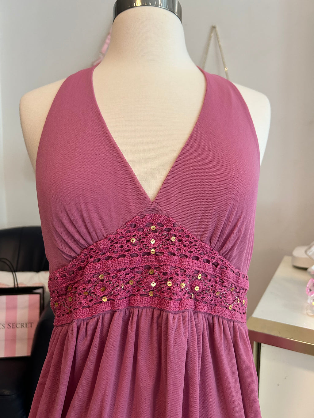 Sequin Embroidered Halter Top-L
