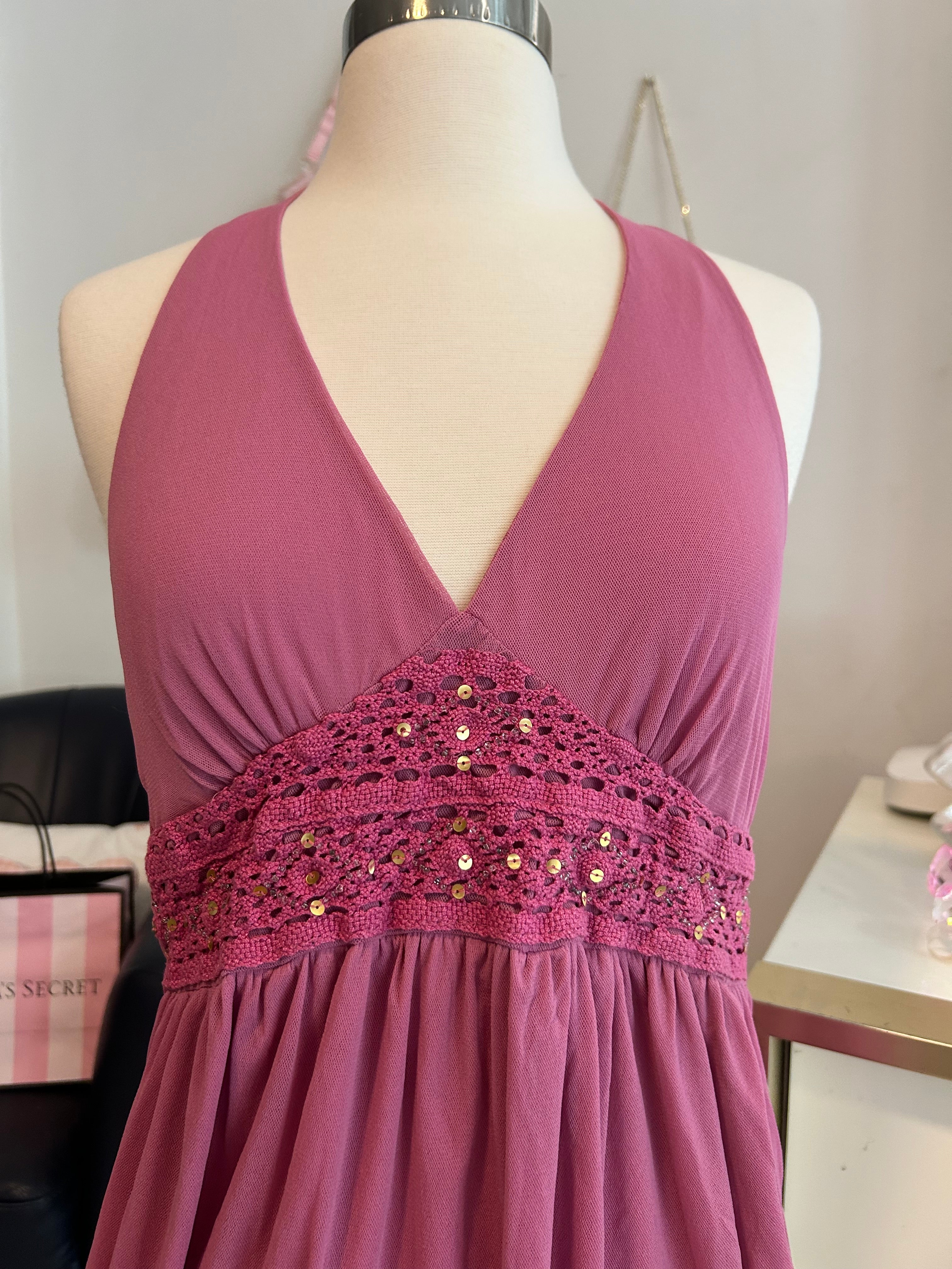 Sequin Embroidered Halter Top-L