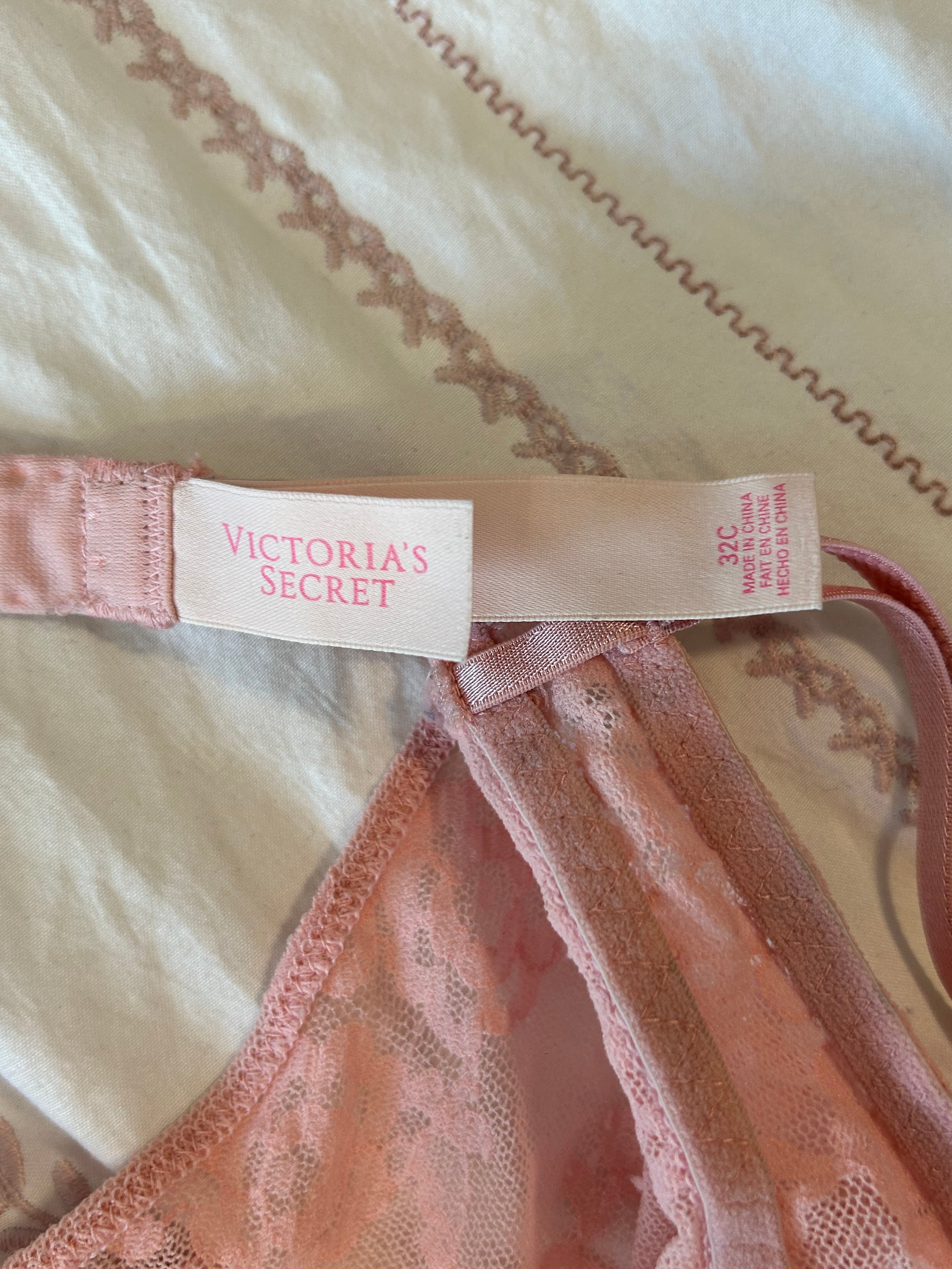 Victorias Secret Lace Slip Dress-32C