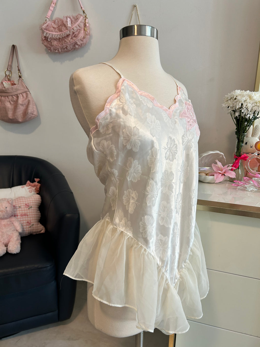 Gold Label Victoria’s Secret Satin Teddy-M-L